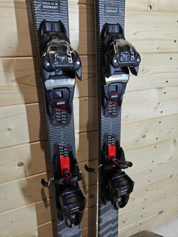 LYŽE VOLKL PEREGRINE 7.2 ANTHRAZIT 172CM --MODEL 2025--